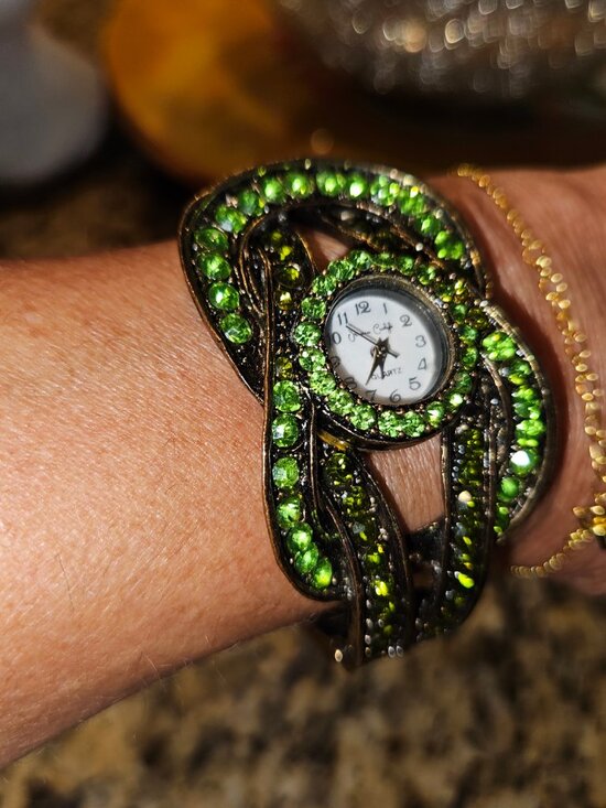 Beautiful hinged, Emerald style watch with new battery. Worned once to Wicked. main image 7
